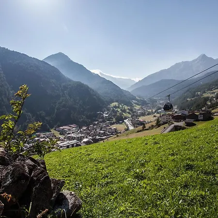 Appart hôtel Arno 3*